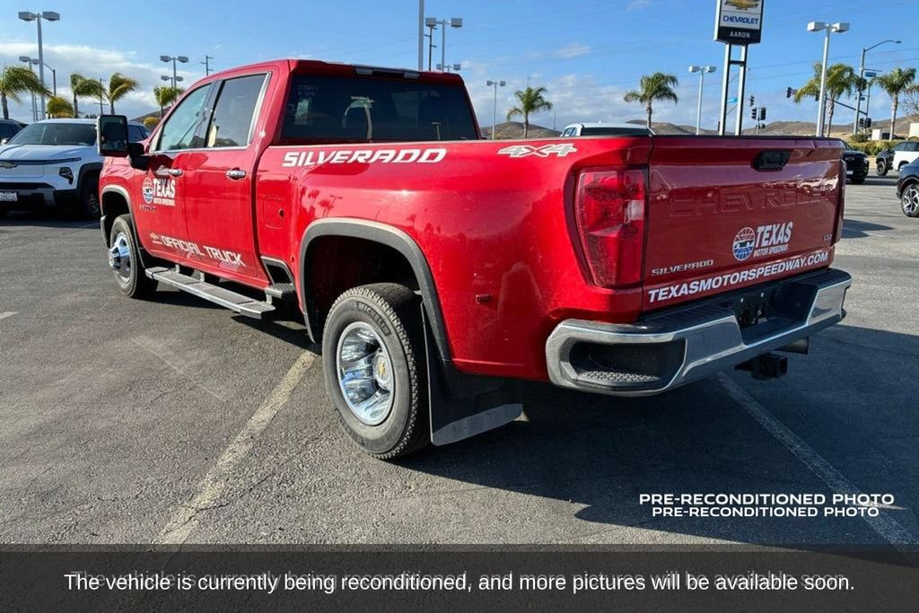 Used 2024 Chevrolet Silverado 3500 LTZ AWD/4WD image 8