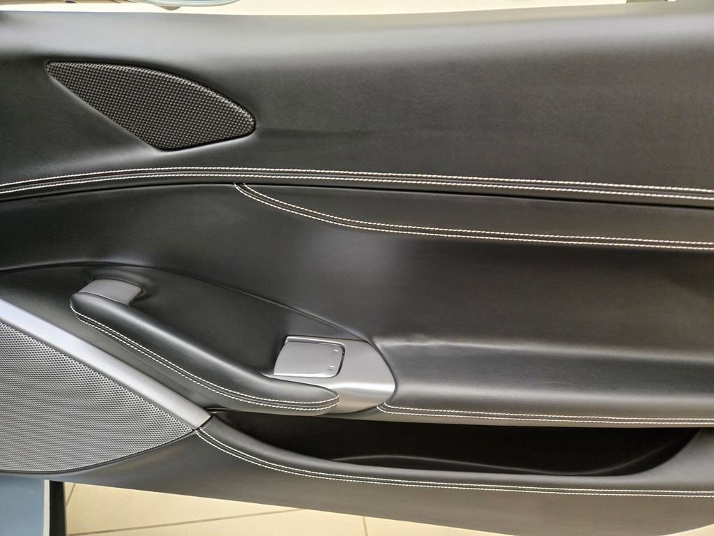 Used 2022 Ferrari Portofino M RWD image 29