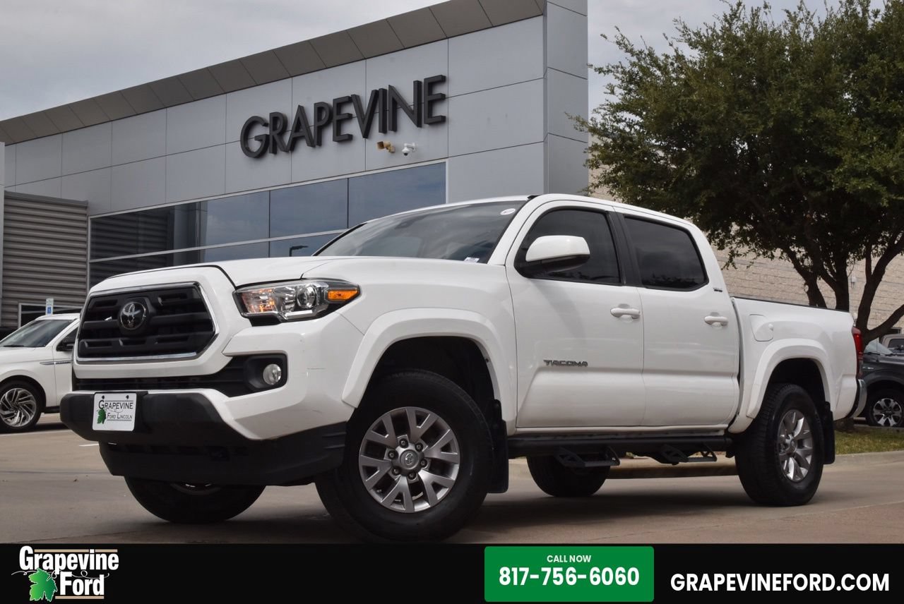 Used 2018 Toyota Tacoma SR5 AWD/4WD image 1