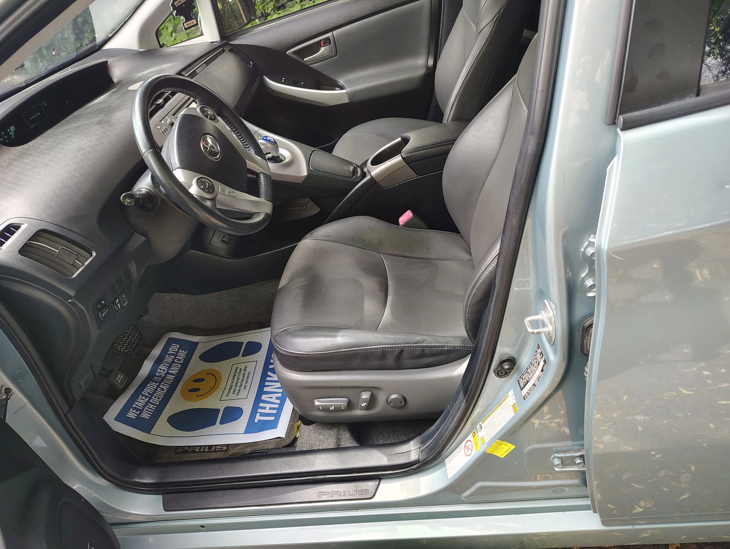 Used 2013 Toyota Prius Four image 6