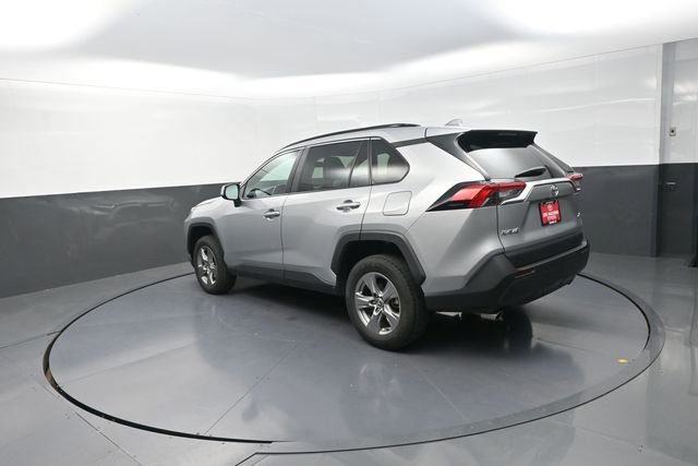 Used 2024 Toyota RAV4 XLE FWD image 55