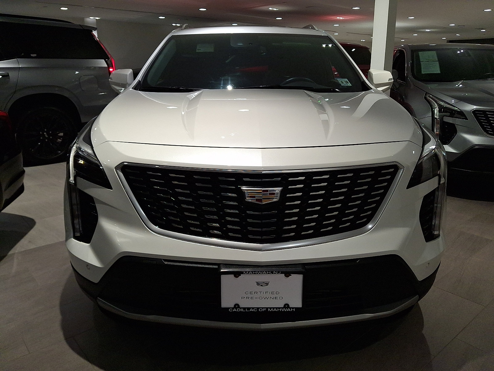 Certified 2023 Cadillac XT4 Premium Luxury w/ Cold Weather Package AWD/4WD image 6