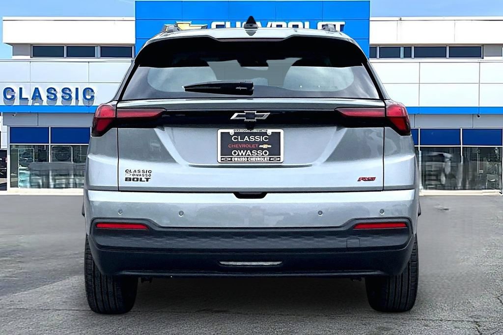 New 2027 Chevrolet Bolt RS w/ Technology Package FWD image 4