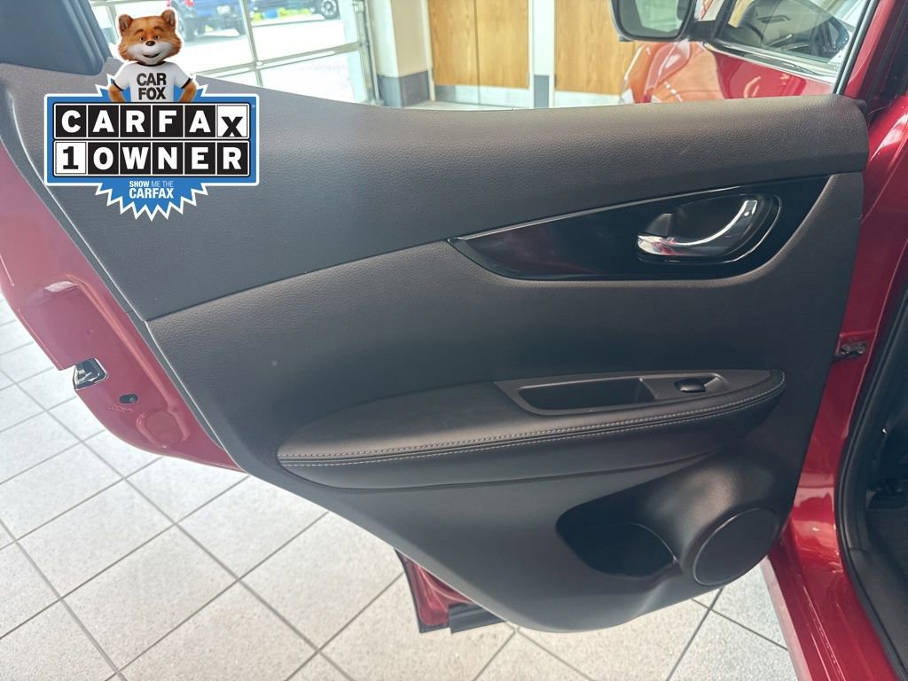 Used 2022 Nissan Rogue Sport SL AWD/4WD image 13