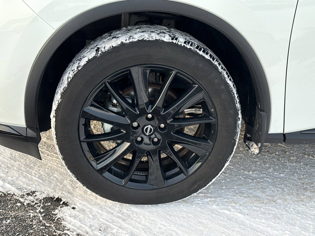 Certified 2023 Nissan Murano SV w/ SV Midnight Edition Package image 9