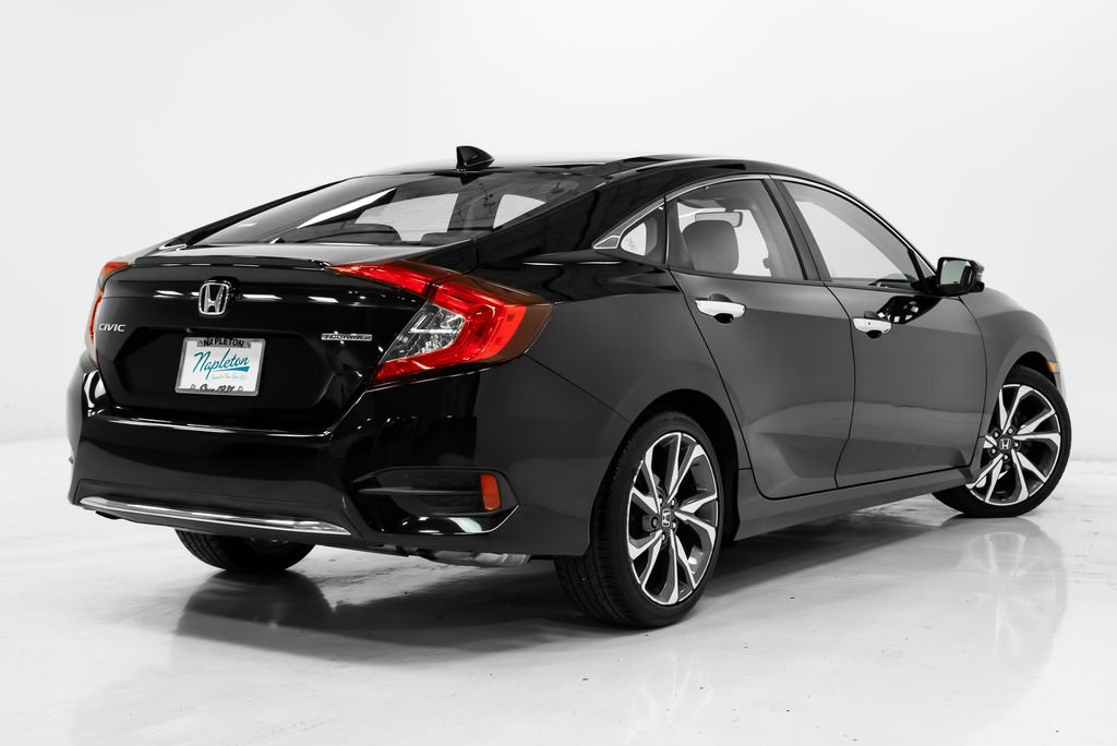 Used 2019 Honda Civic Touring image 31
