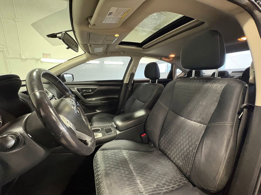 Used 2018 Nissan Altima 2.5 SV image 15