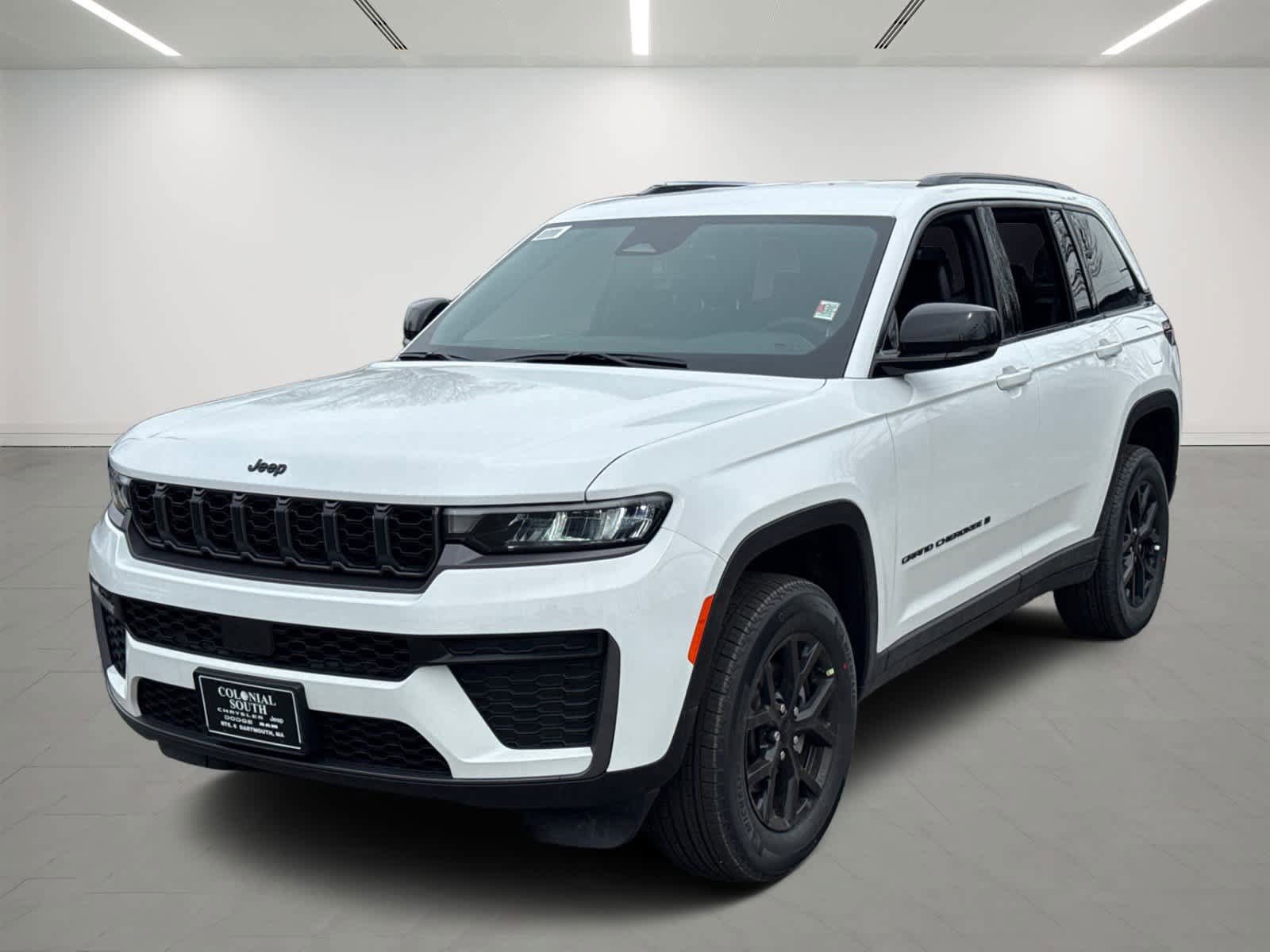 New 2026 Jeep Grand Cherokee Altitude AWD/4WD image 1