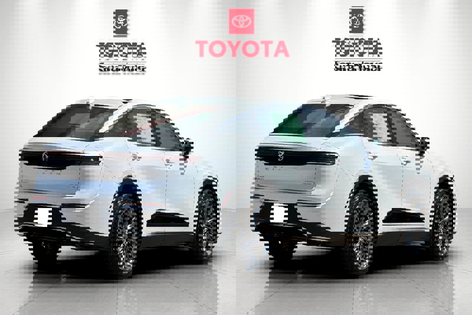 New 2026 Toyota Crown Limited image 3