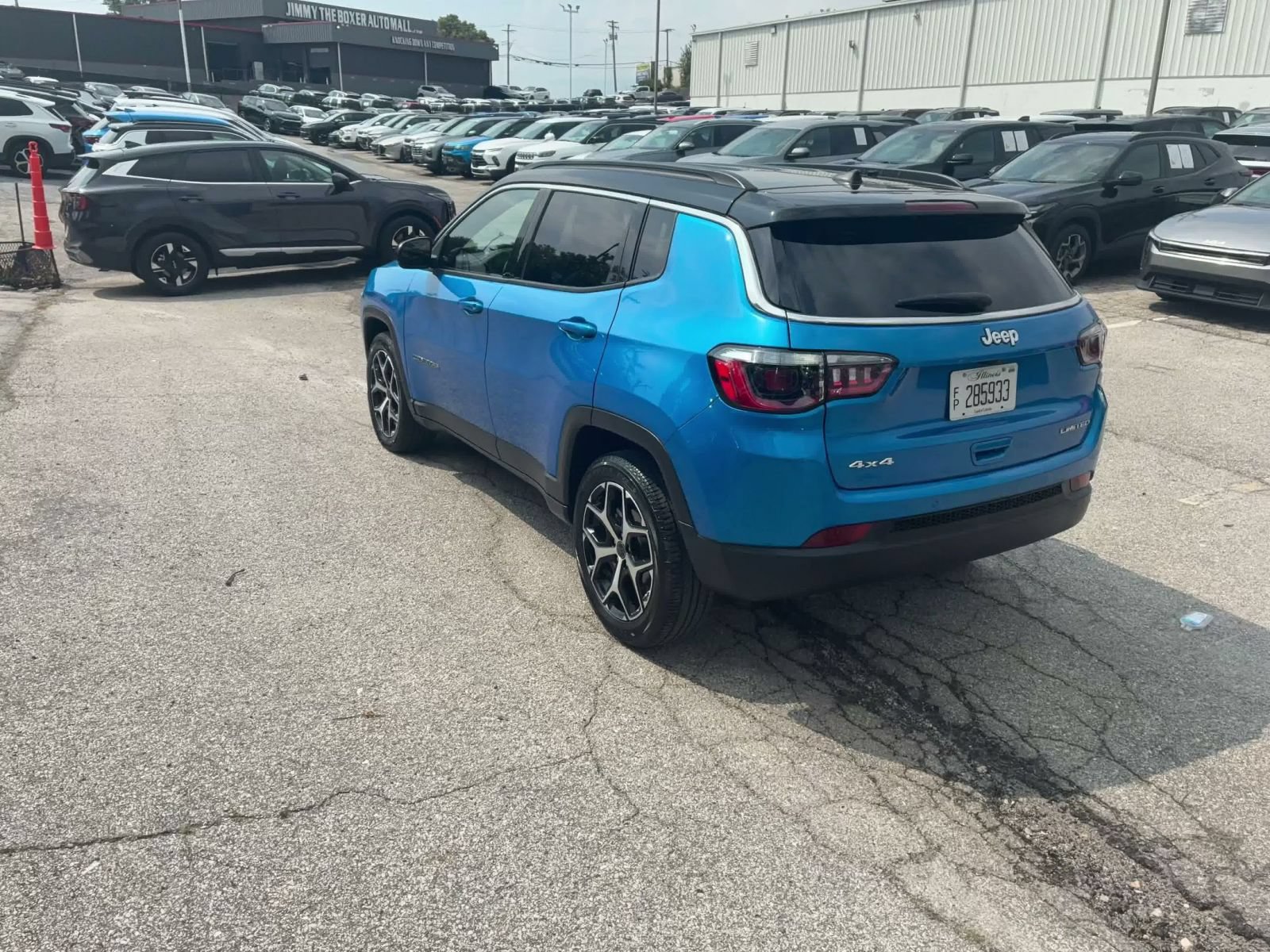 Used 2025 Jeep Compass Limited AWD/4WD image 10