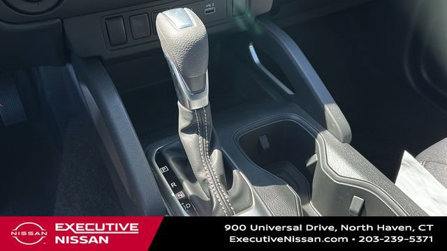 Used 2025 Nissan Frontier SV image 19