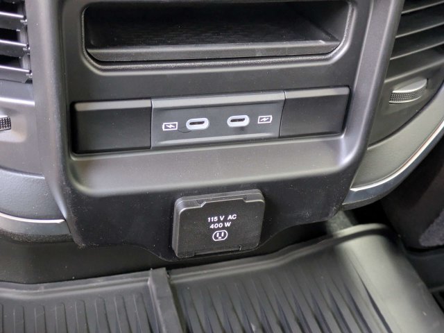New 2026 RAM 3500 Big Horn AWD/4WD image 15