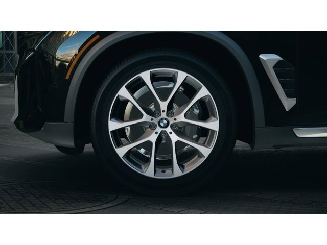 New 2026 BMW X5 xDrive40i w/ Premium Package image 7