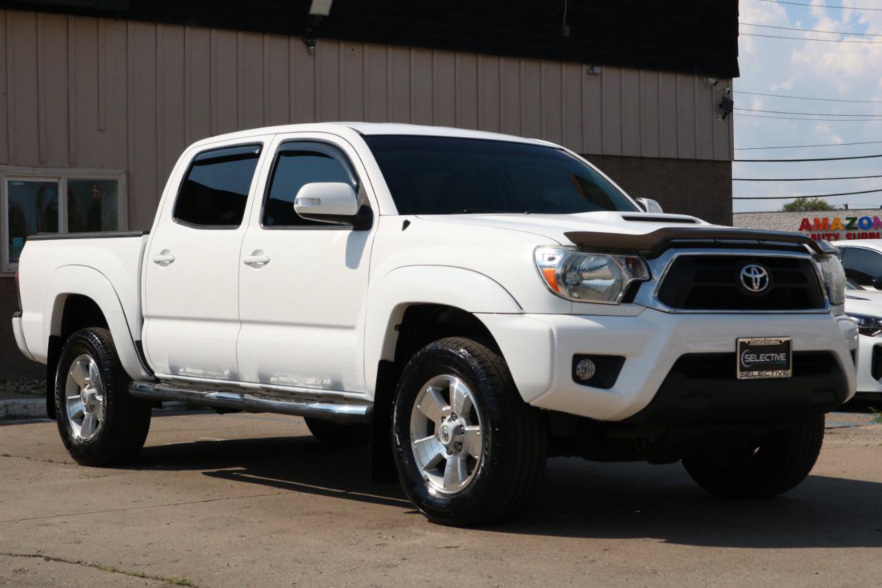 Used 2014 Toyota Tacoma 4x4 Double Cab w/ TRD Sport Package image 6