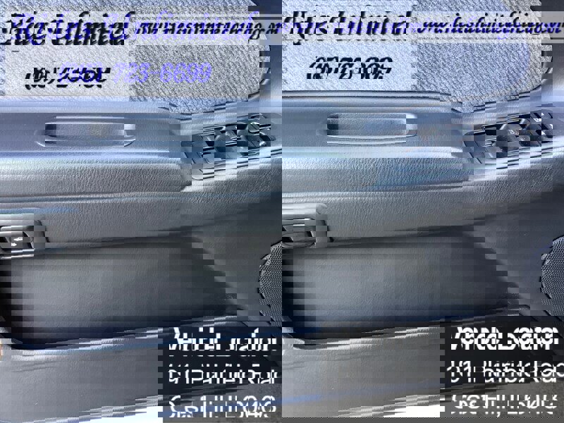 Used 1997 Nissan Maxima GXE image 11