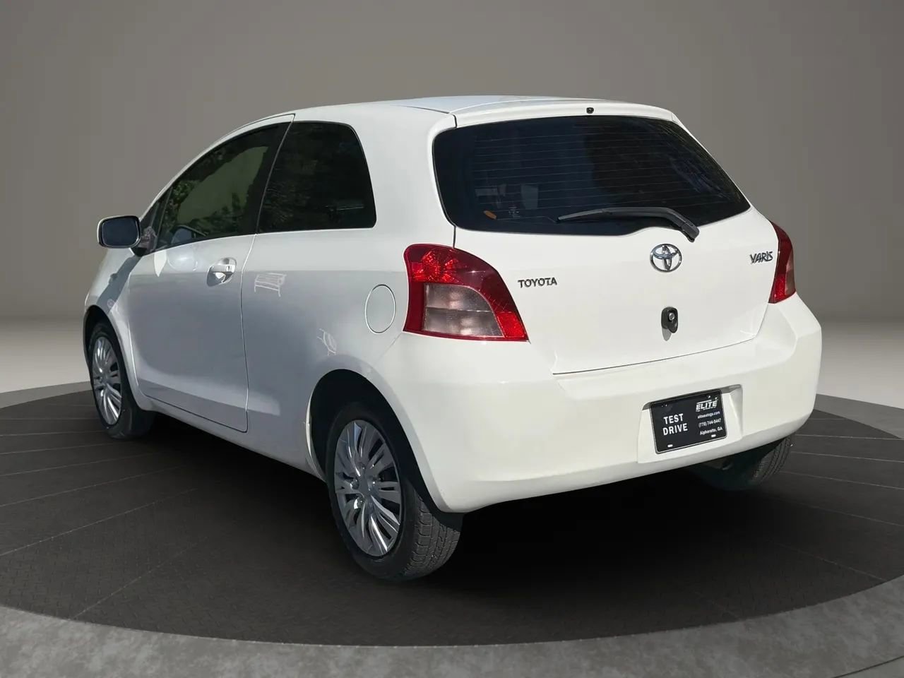Used 2008 Toyota Yaris S FWD image 4