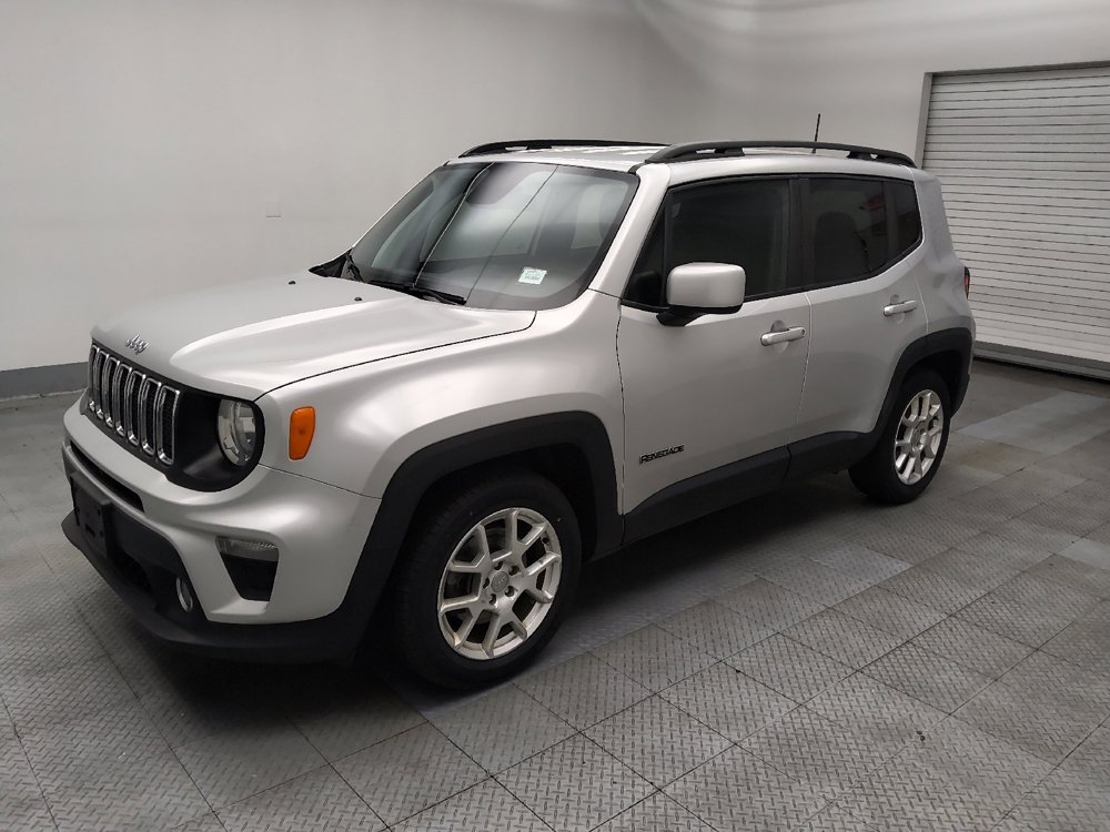 Used 2020 Jeep Renegade Latitude FWD image 2