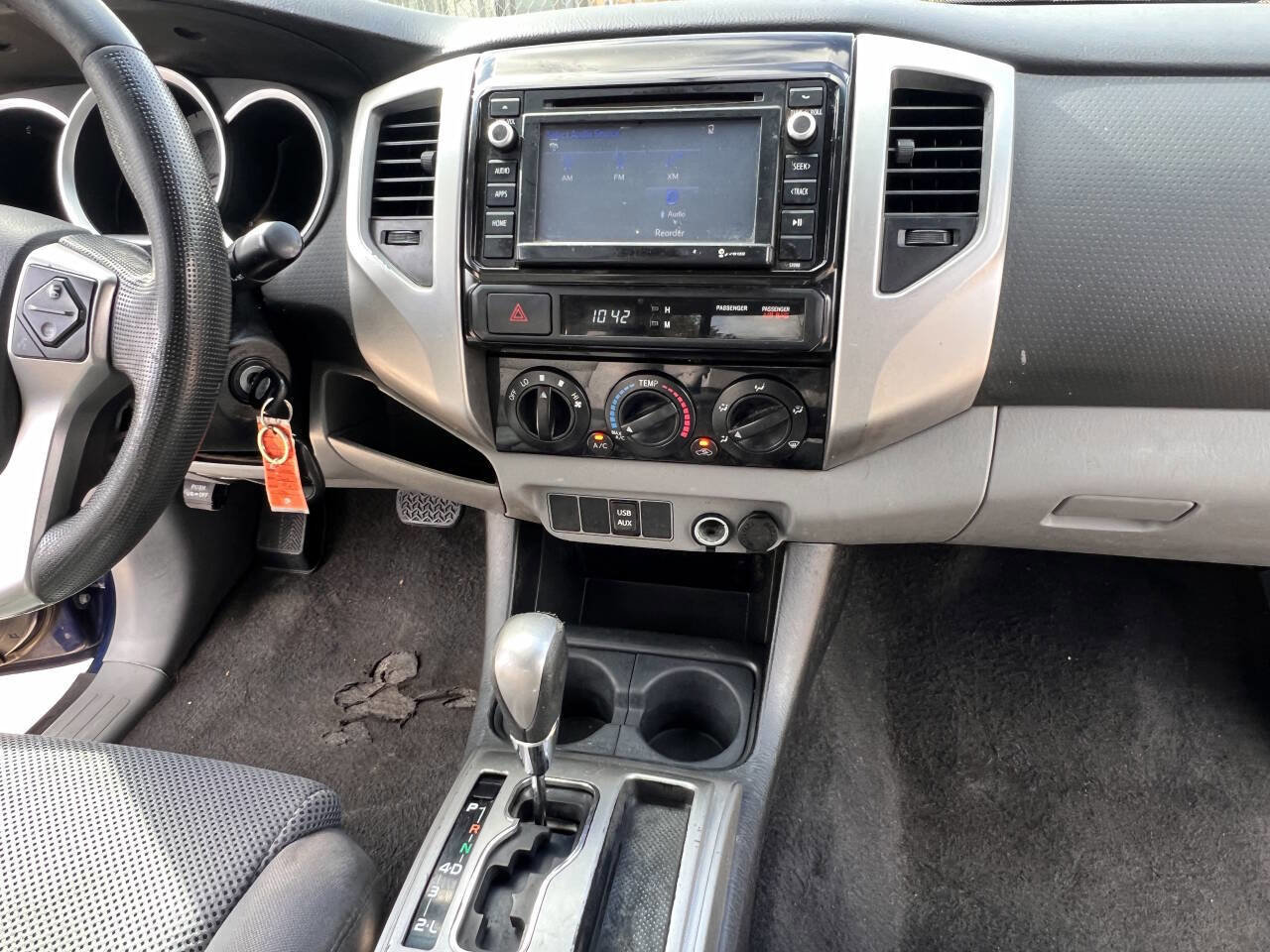 Used 2014 Toyota Tacoma PreRunner w/ TRD Sport Package image 20