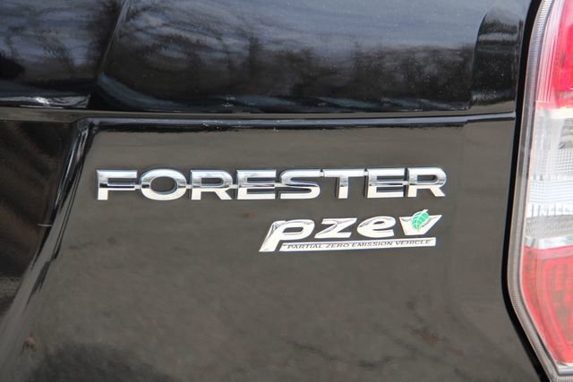 Used 2016 Subaru Forester 2.5i w/ Alloy Wheel Package image 9