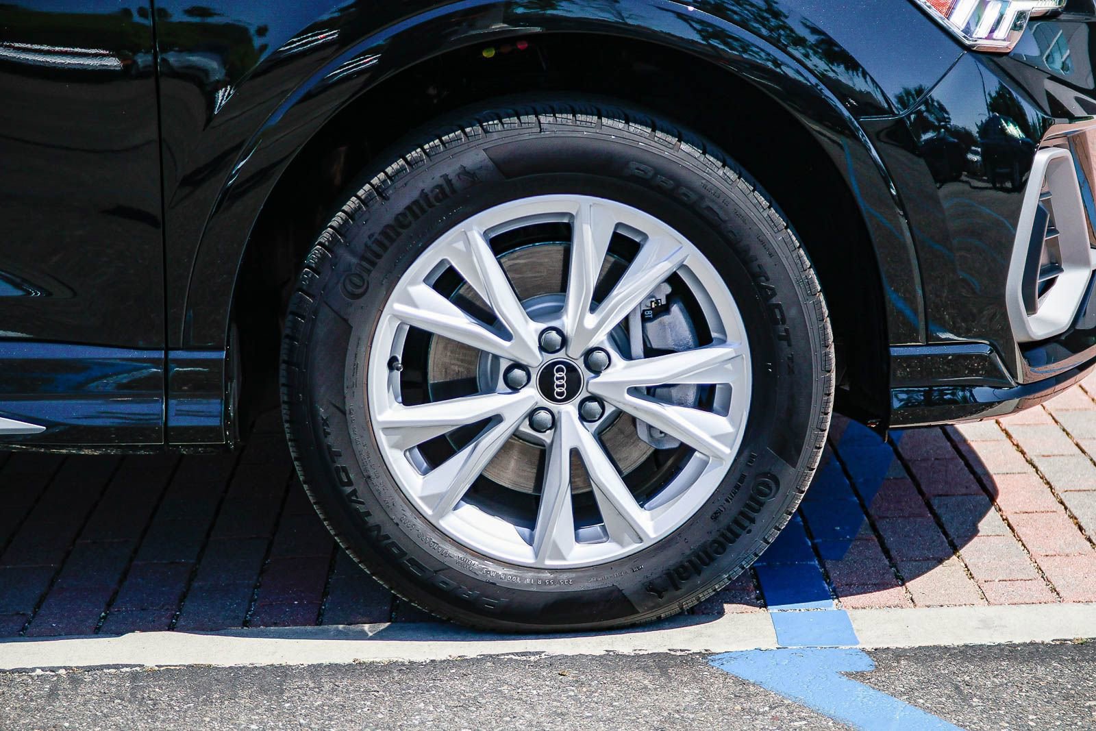 Used 2025 Audi Q3 2.0T Premium w/ Convenience Package image 9