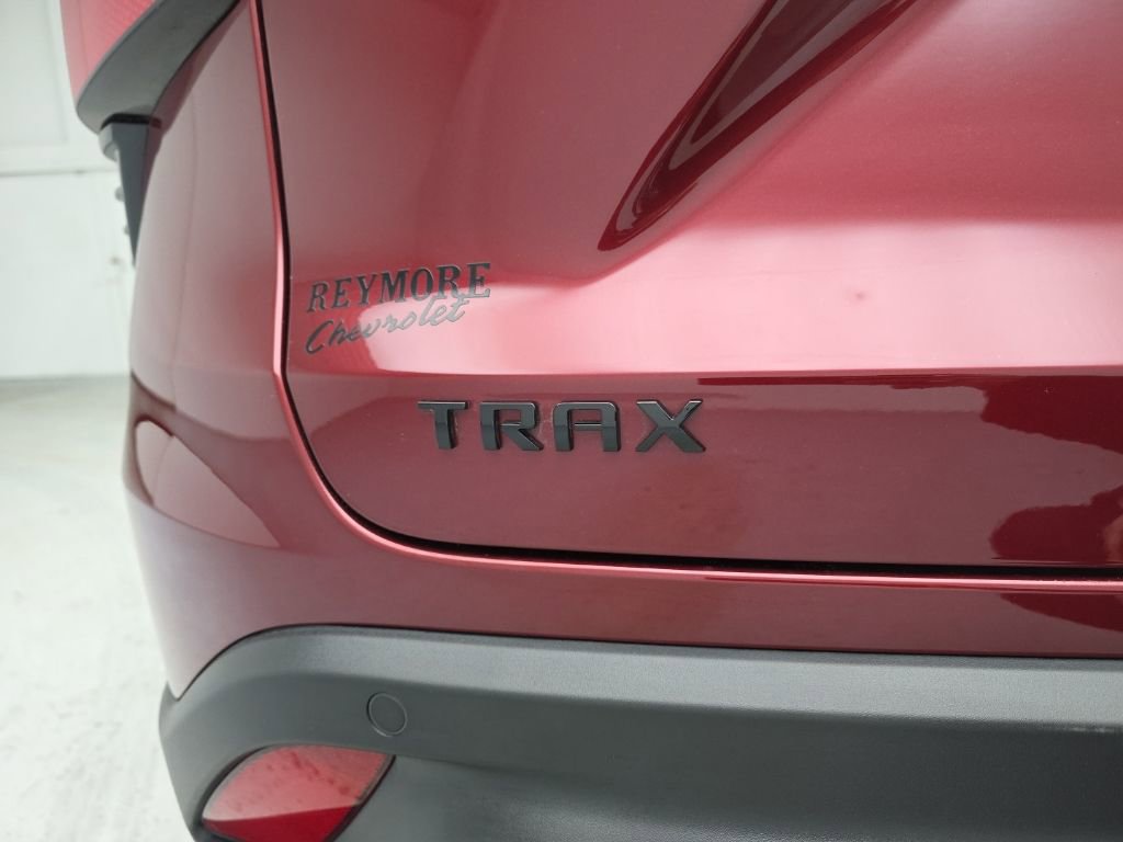 Used 2024 Chevrolet Trax RS w/ Driver Confidence Package image 51