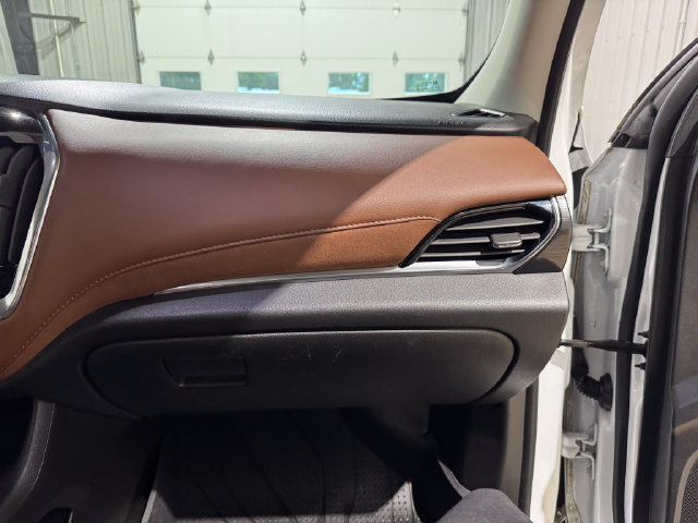 Used 2019 Chevrolet Traverse High Country w/ LPO, Floor Liner Package AWD/4WD image 27