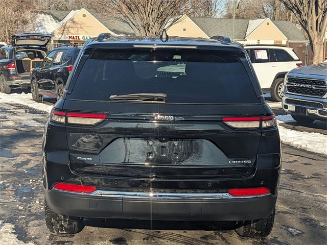 Certified 2022 Jeep Grand Cherokee Limited image 4