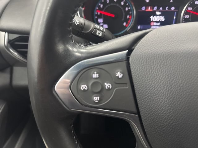 Used 2022 Chevrolet Traverse LT w/ LPO, 'HIT The Road' Package AWD/4WD image 11