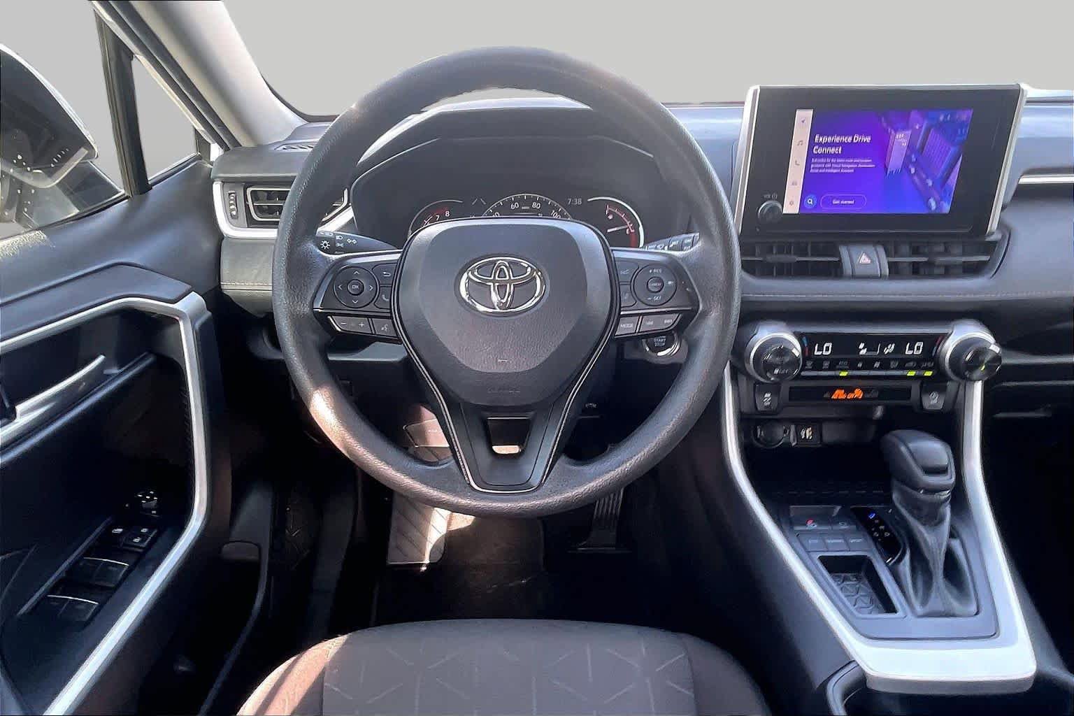 Used 2025 Toyota RAV4 XLE FWD image 6