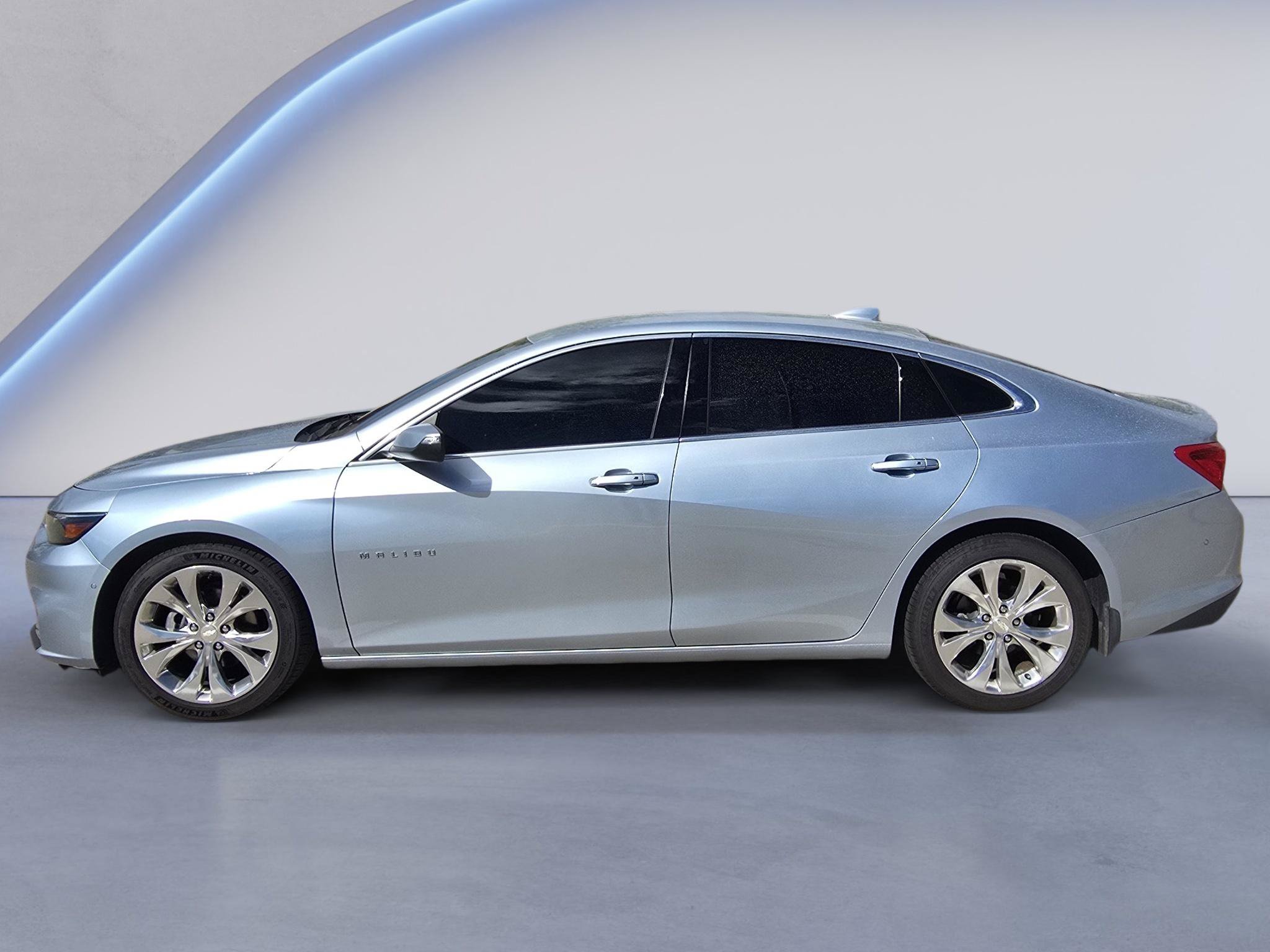 Used 2017 Chevrolet Malibu Premier w/ Driver Confidence Package FWD image 2