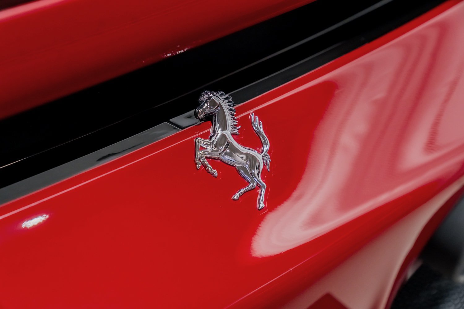 Used 2023 Ferrari SF90 Spider AWD/4WD image 60