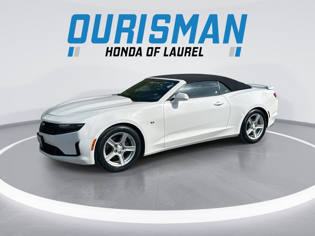 Used 2020 Chevrolet Camaro LT image 1