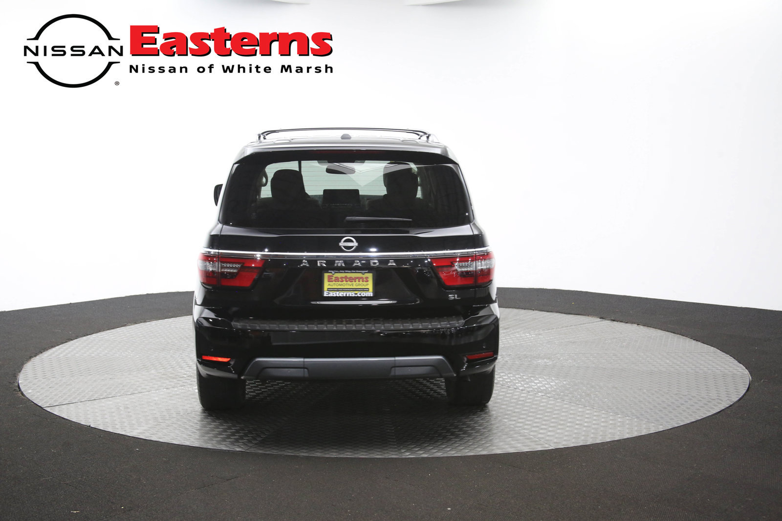 Used 2023 Nissan Armada SL w/ Captain's Chairs Package AWD/4WD image 39