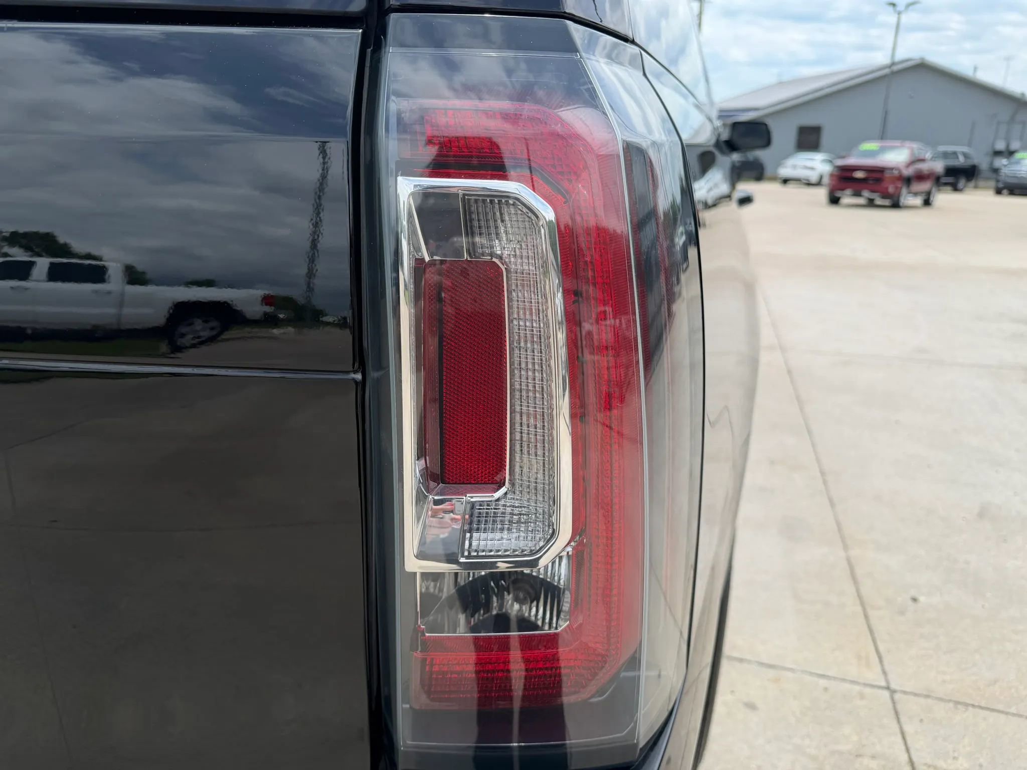 Used 2020 GMC Yukon XL SLT AWD/4WD image 62