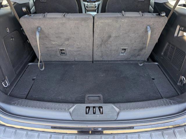 Used 2023 Ford Explorer XLT RWD image 6
