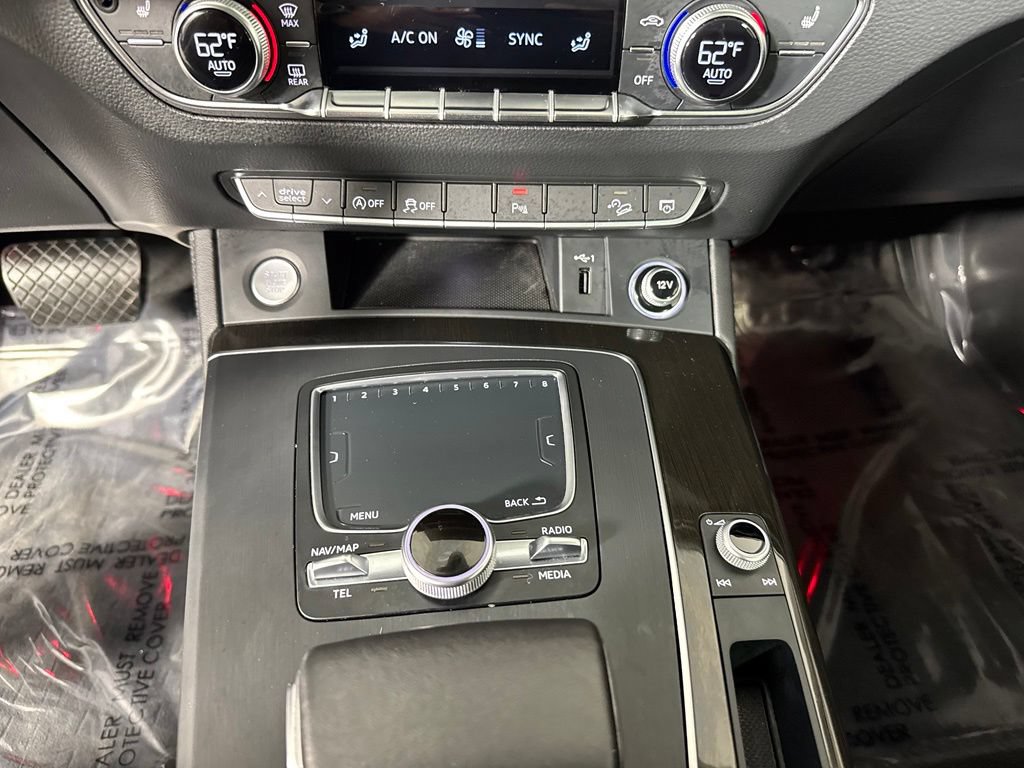 Used 2018 Audi Q5 Prestige AWD/4WD image 25