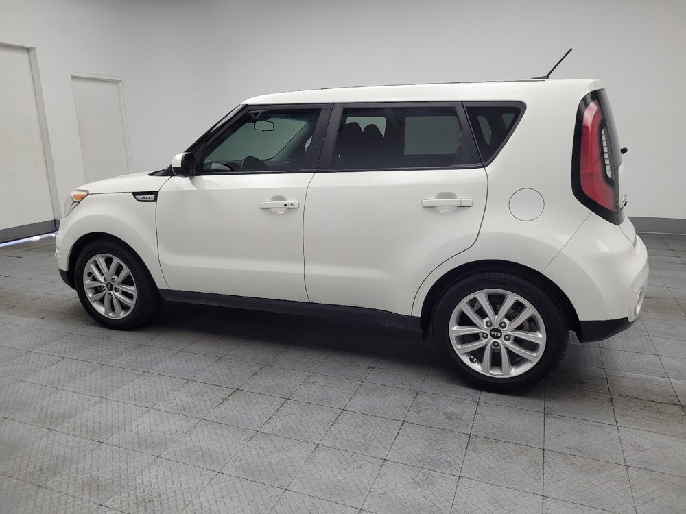 Used 2018 Kia Soul + w/ Audio Package FWD image 3