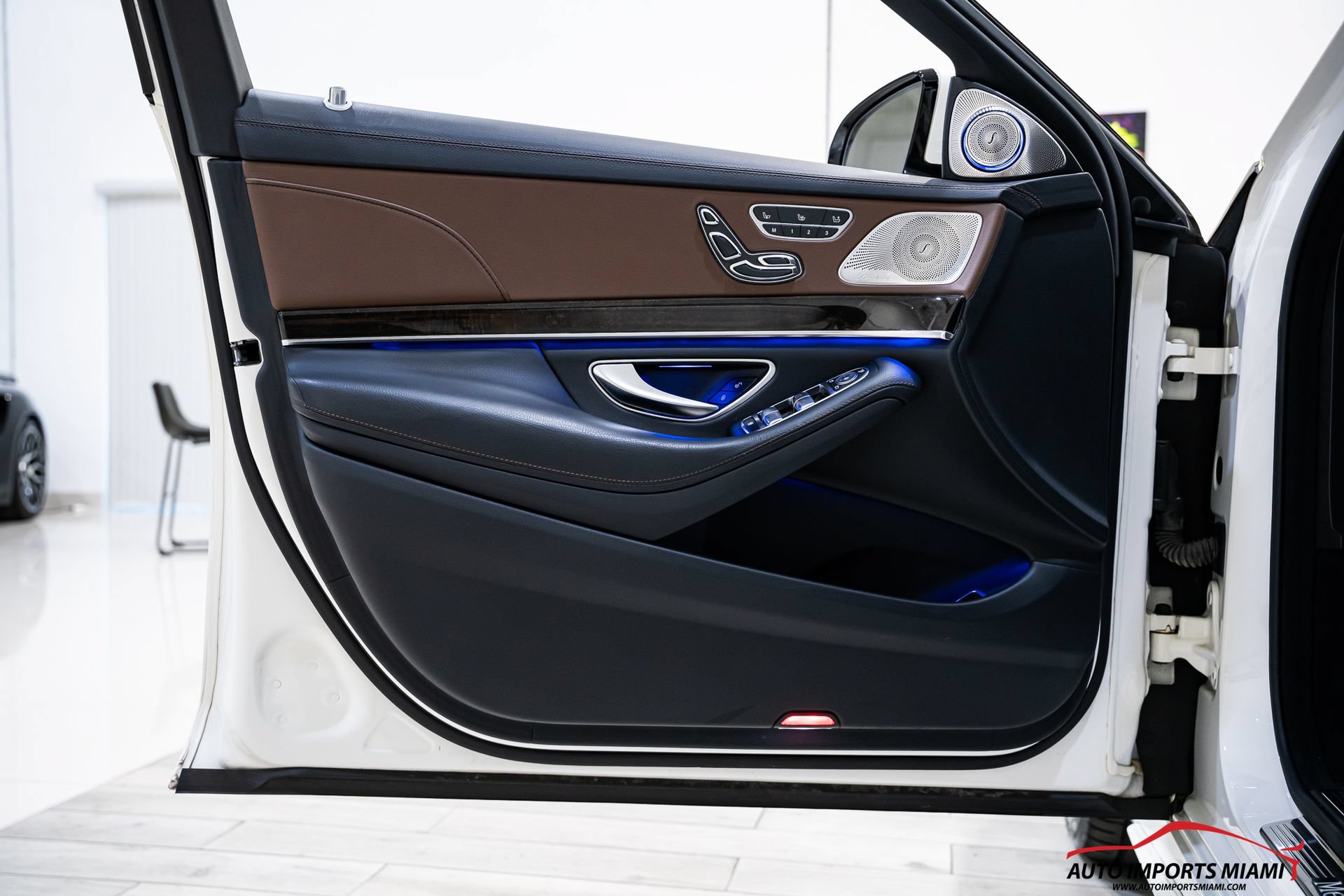 Used 2015 Mercedes-Benz S 550 Sedan image 38