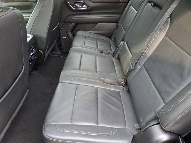 Used 2024 Chevrolet Suburban LT image 24