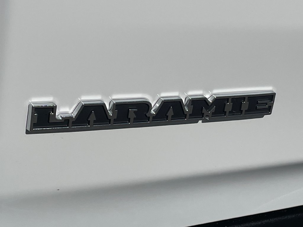 Used 2026 RAM 1500 Laramie AWD/4WD image 16