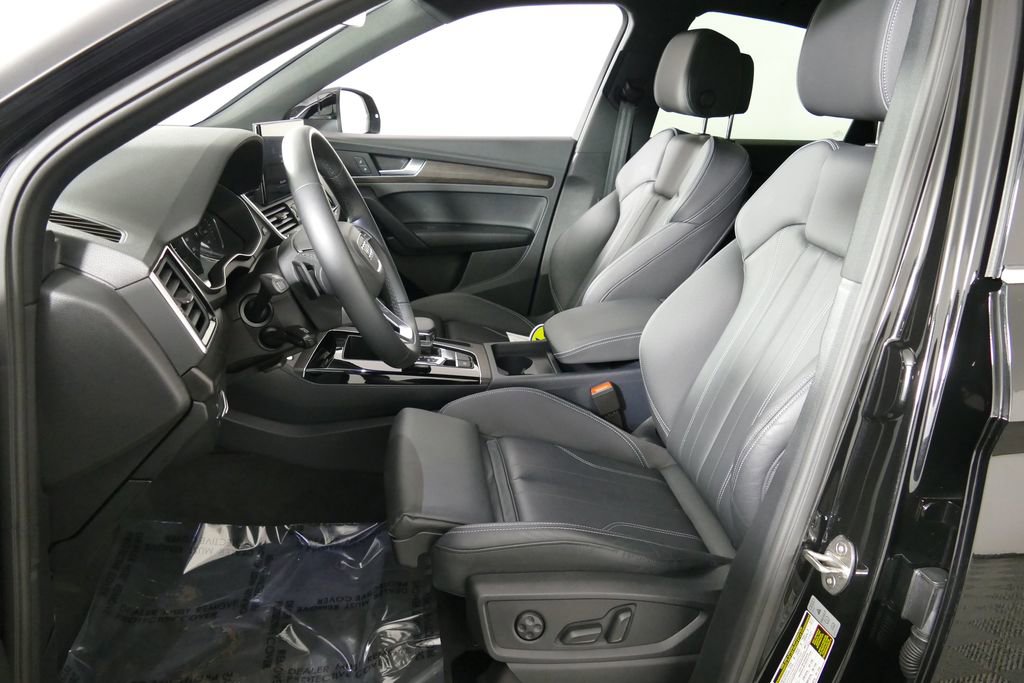 Used 2025 Audi Q5 2.0T Premium image 21