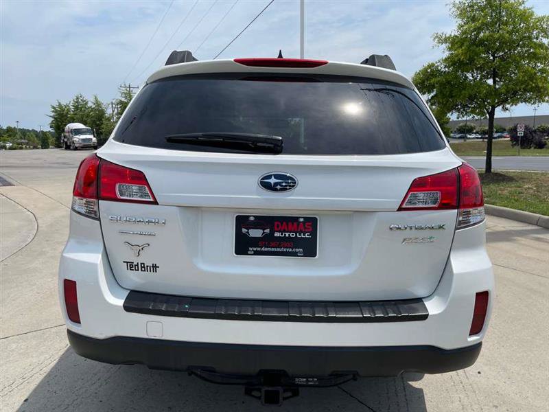 Used 2014 Subaru Outback 2.5i Premium AWD/4WD image 18