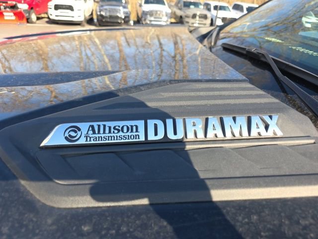 Used 2025 Chevrolet Silverado 2500 LTZ w/ LTZ Premium Package image 29