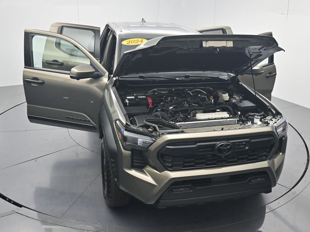 Used 2024 Toyota Tacoma TRD Off-Road w/ TRD Off Road Premium Package AWD/4WD image 62
