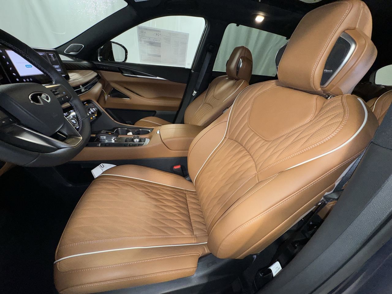 New 2026 INFINITI QX60 Autograph w/ Dark Cargo Package AWD/4WD image 17