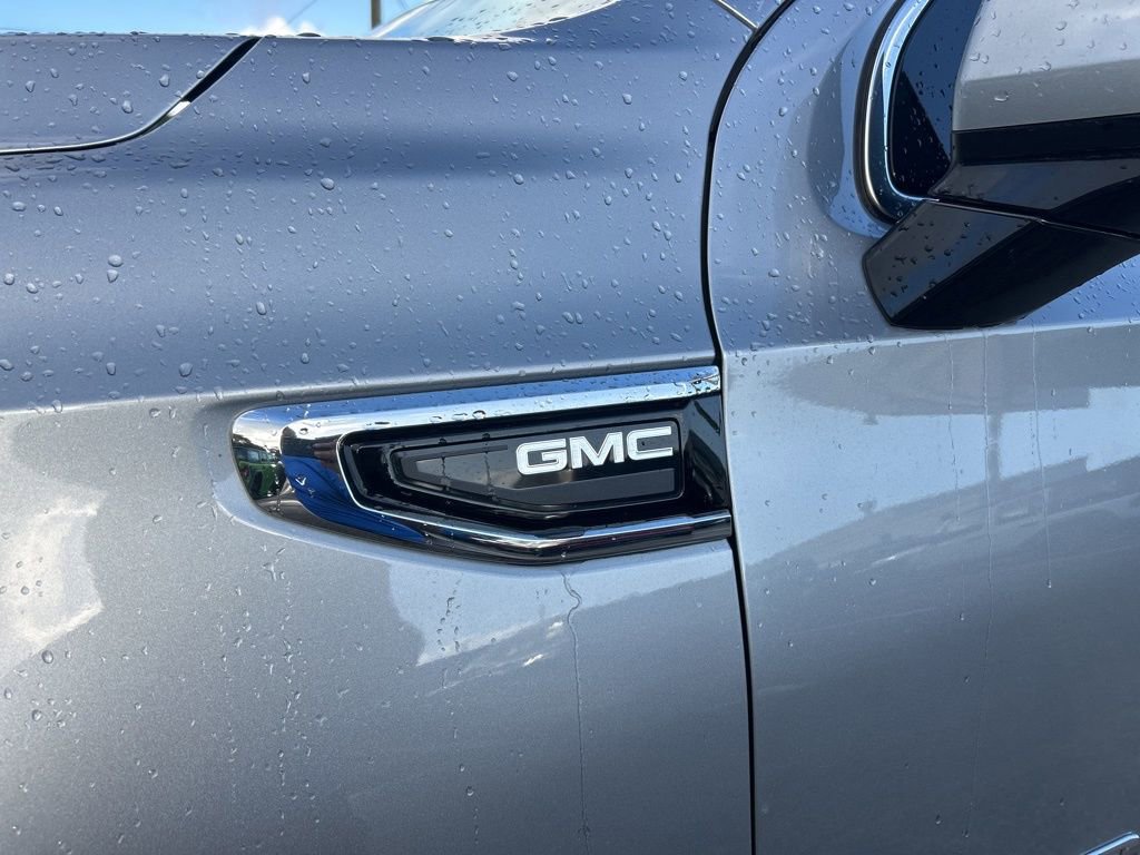 Used 2024 GMC Yukon XL SLT image 20