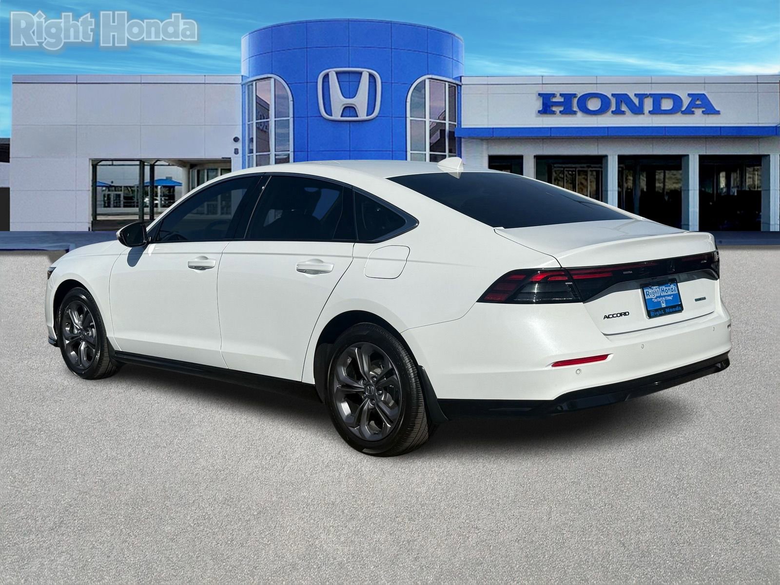 Certified 2024 Honda Accord EX-L image 5