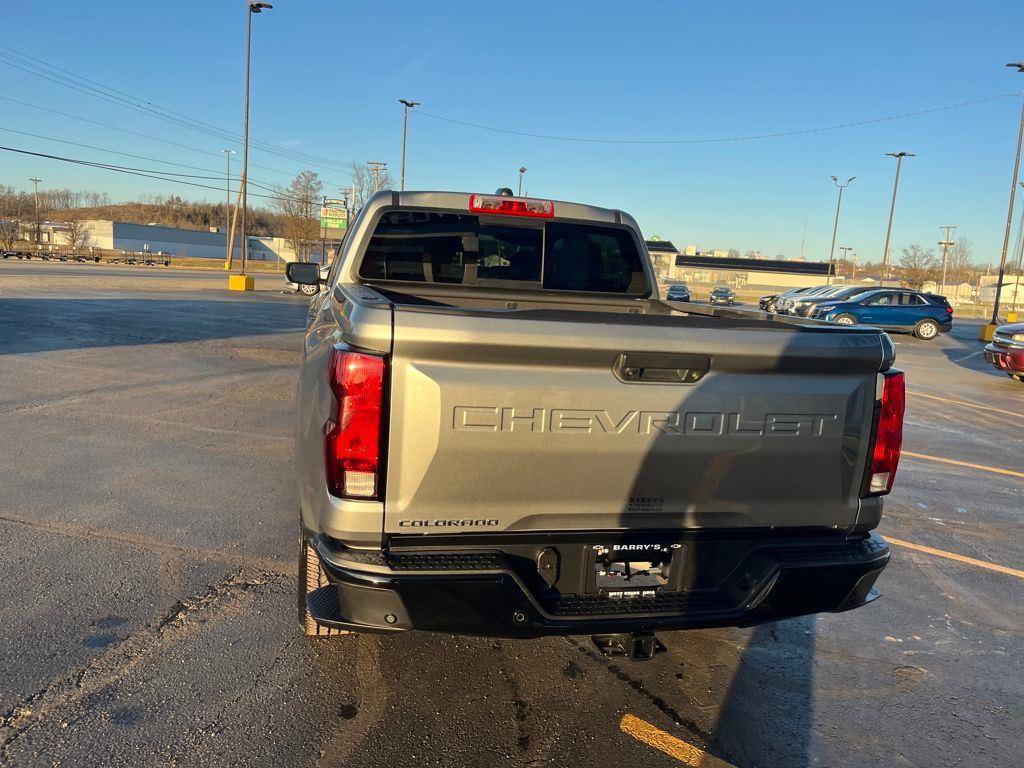 Used 2025 Chevrolet Colorado W/T w/ WT Convenience Package II image 2