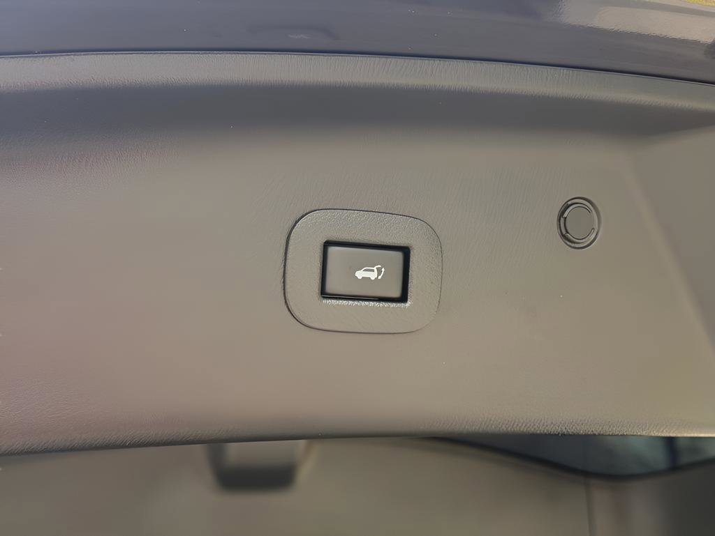 Used 2019 INFINITI QX80 Limited w/ All-Season Package image 26