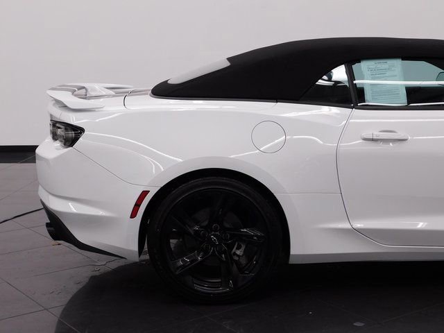 Used 2024 Chevrolet Camaro LT w/ RS Package image 12